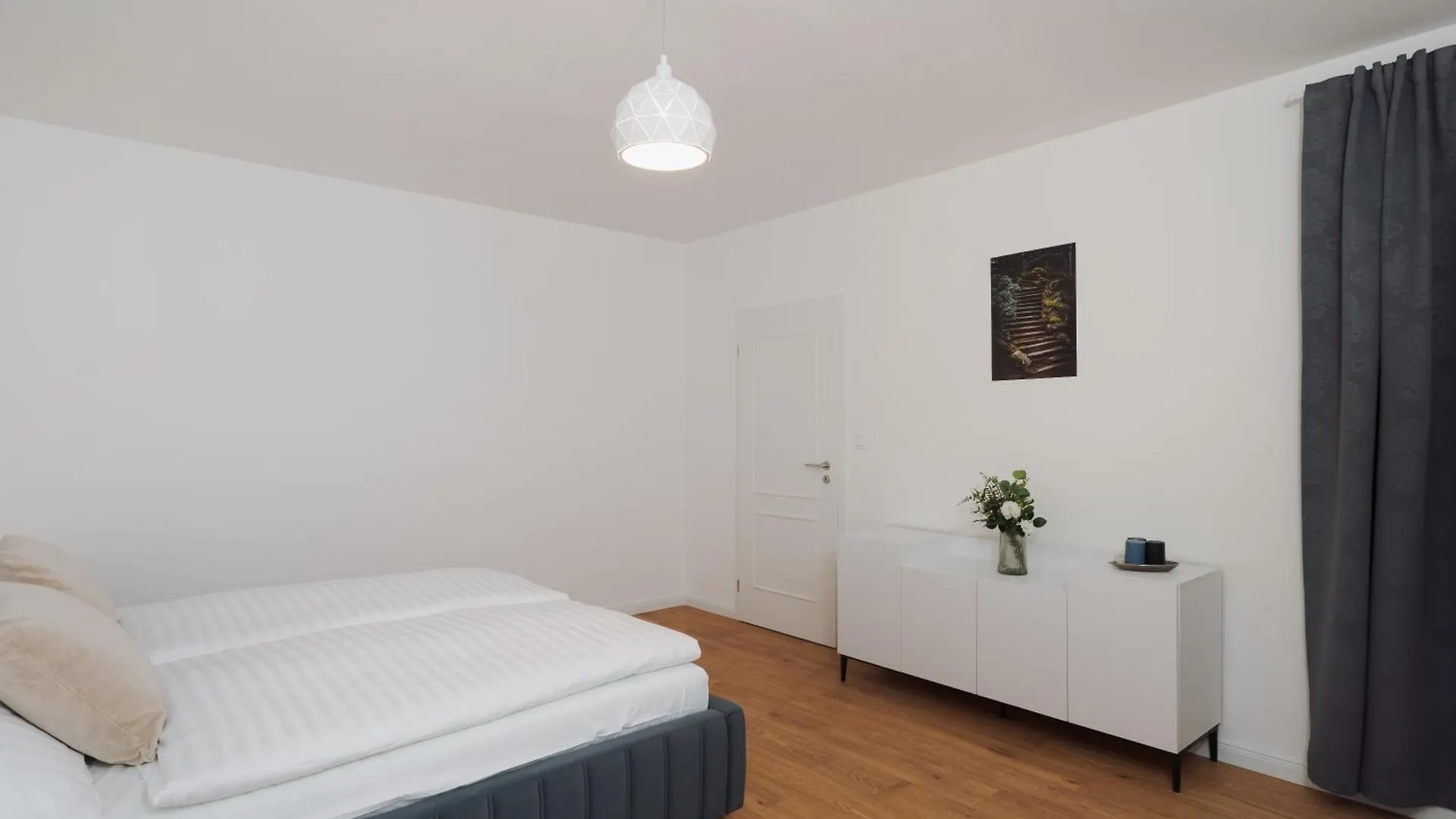 Azure - Cozy City Center Apartment With Balcony Prague