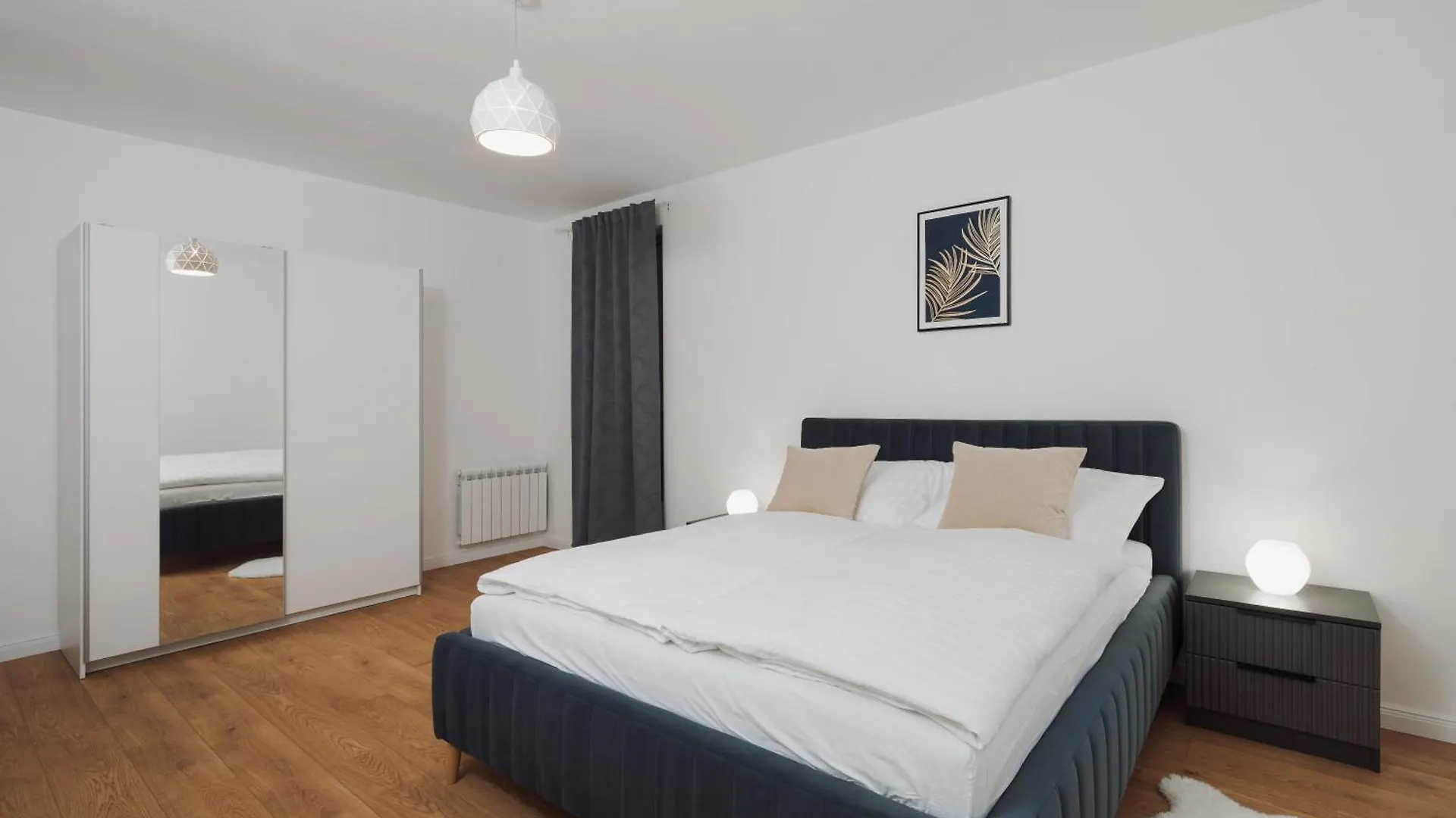 Azure - Cozy City Center Apartment With Balcony Prague
