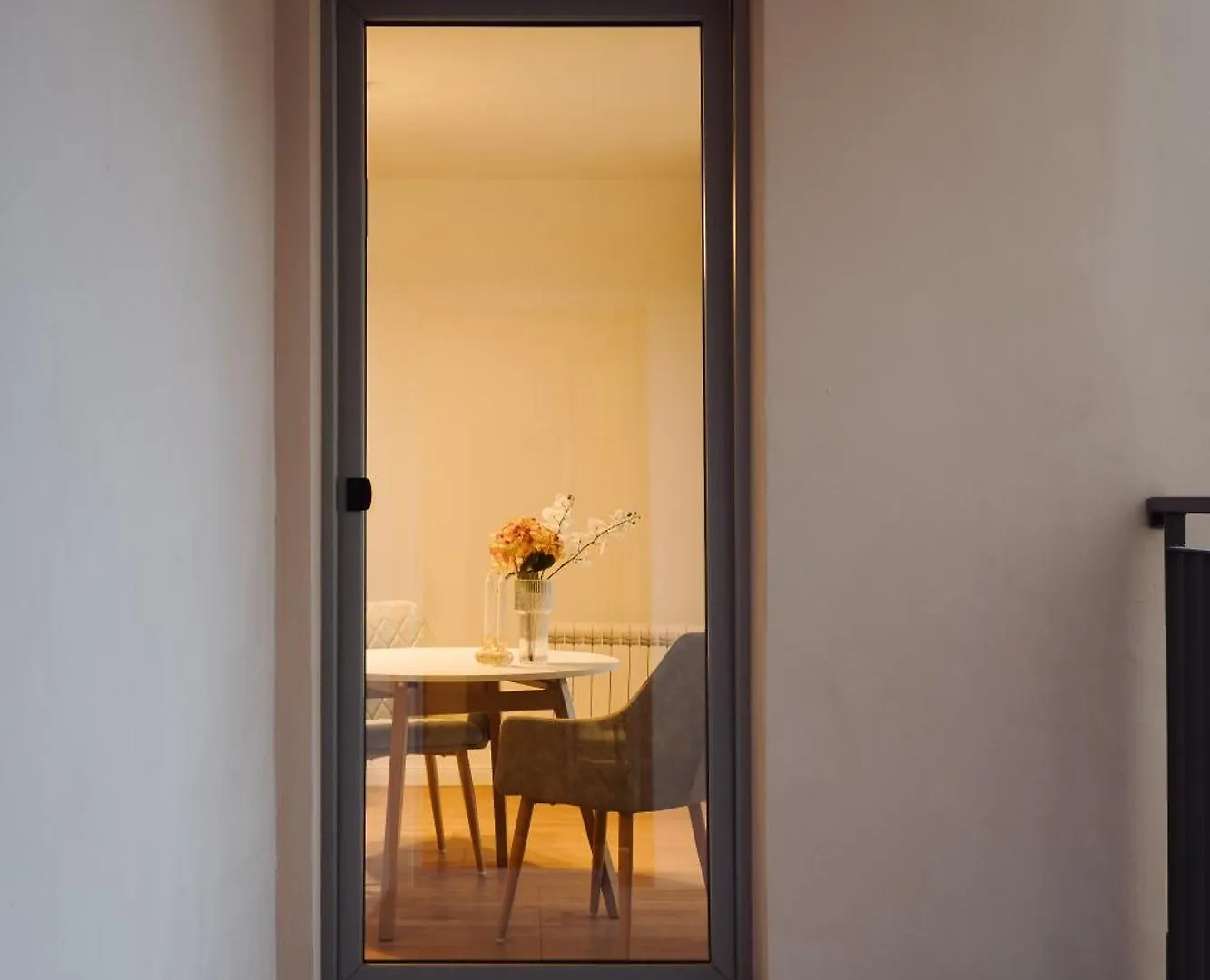 Azure - Cozy City Center Apartment With Balcony Prague